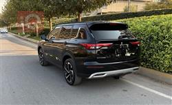 میتسوبیشی ئاوتلاندەر